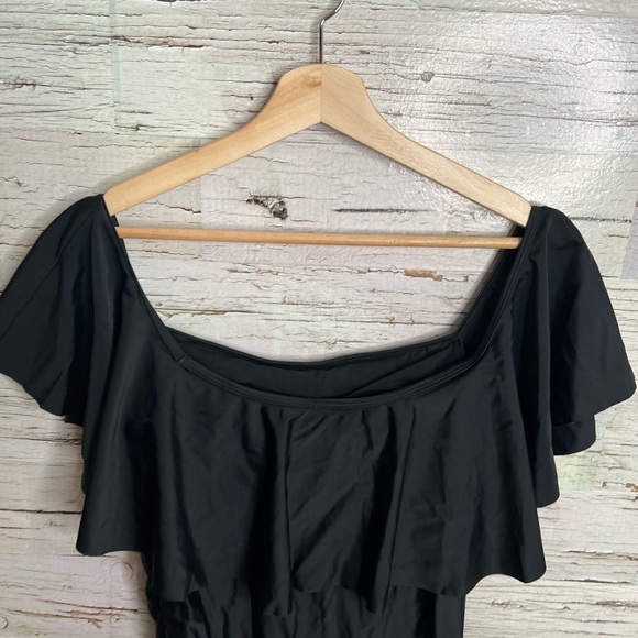 Pink blush maternity swim black size large ruffle - Picture 8 of 10